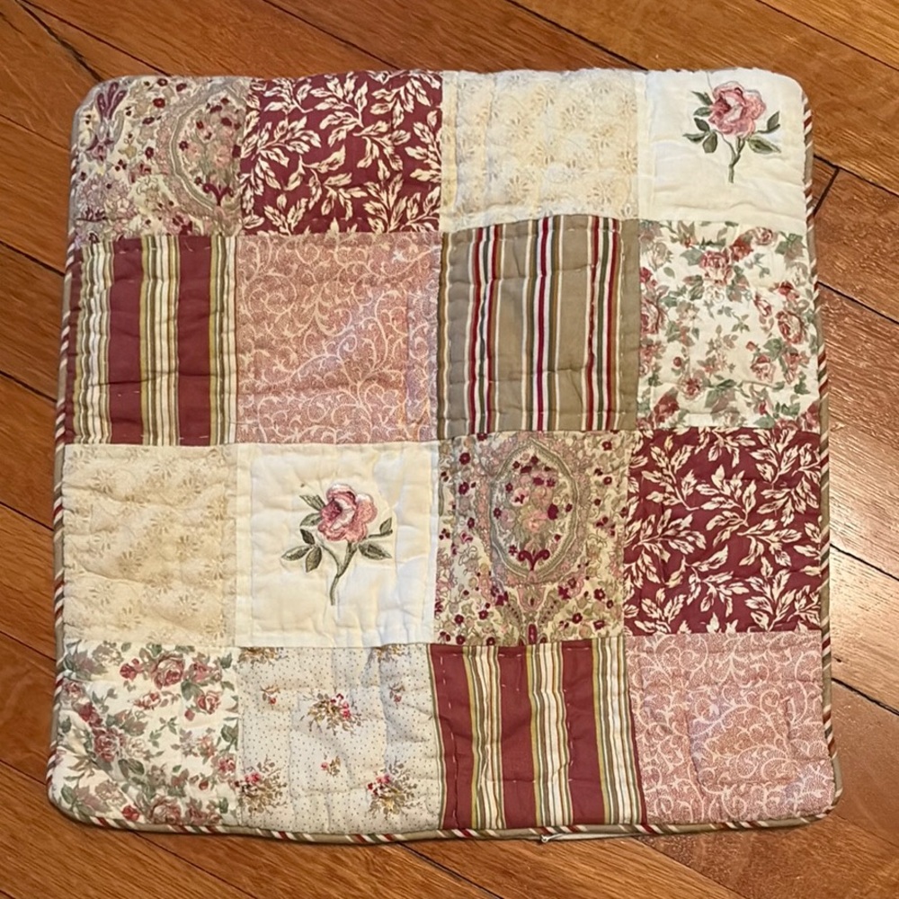 Vintage JS Zealia Patchwork Quilted Pillow Cover
